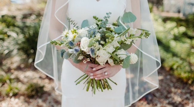 nő keres férfit esküvő facebook